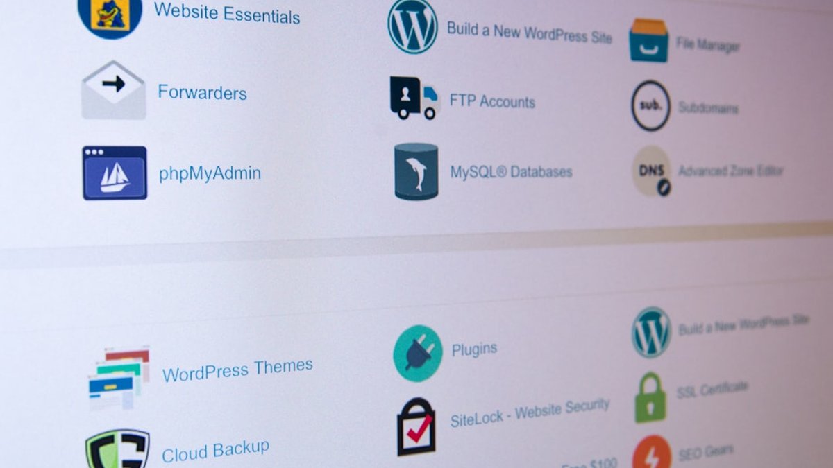 Hostinger WordPress vs HostGator WordPress: Speed Verdict