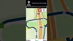 magic earth versus waze comparison